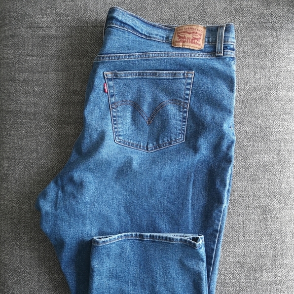 Levi's Wedgie Straight Plus size Women's Jeans sz 24W - Picture 6 of 6